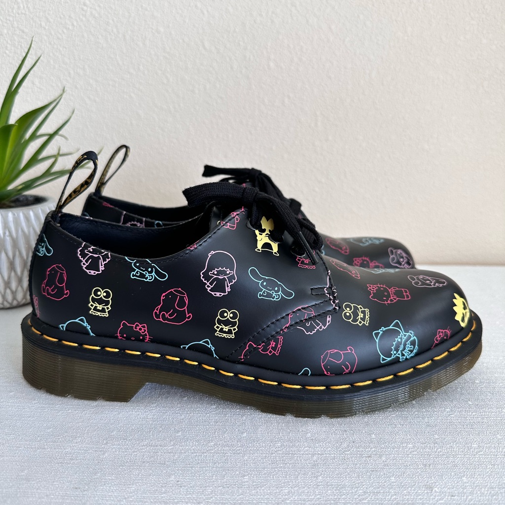 New Dr. Martens Hello Kitty And Friends Black Leather Oxford Shoes Unisex Us9
